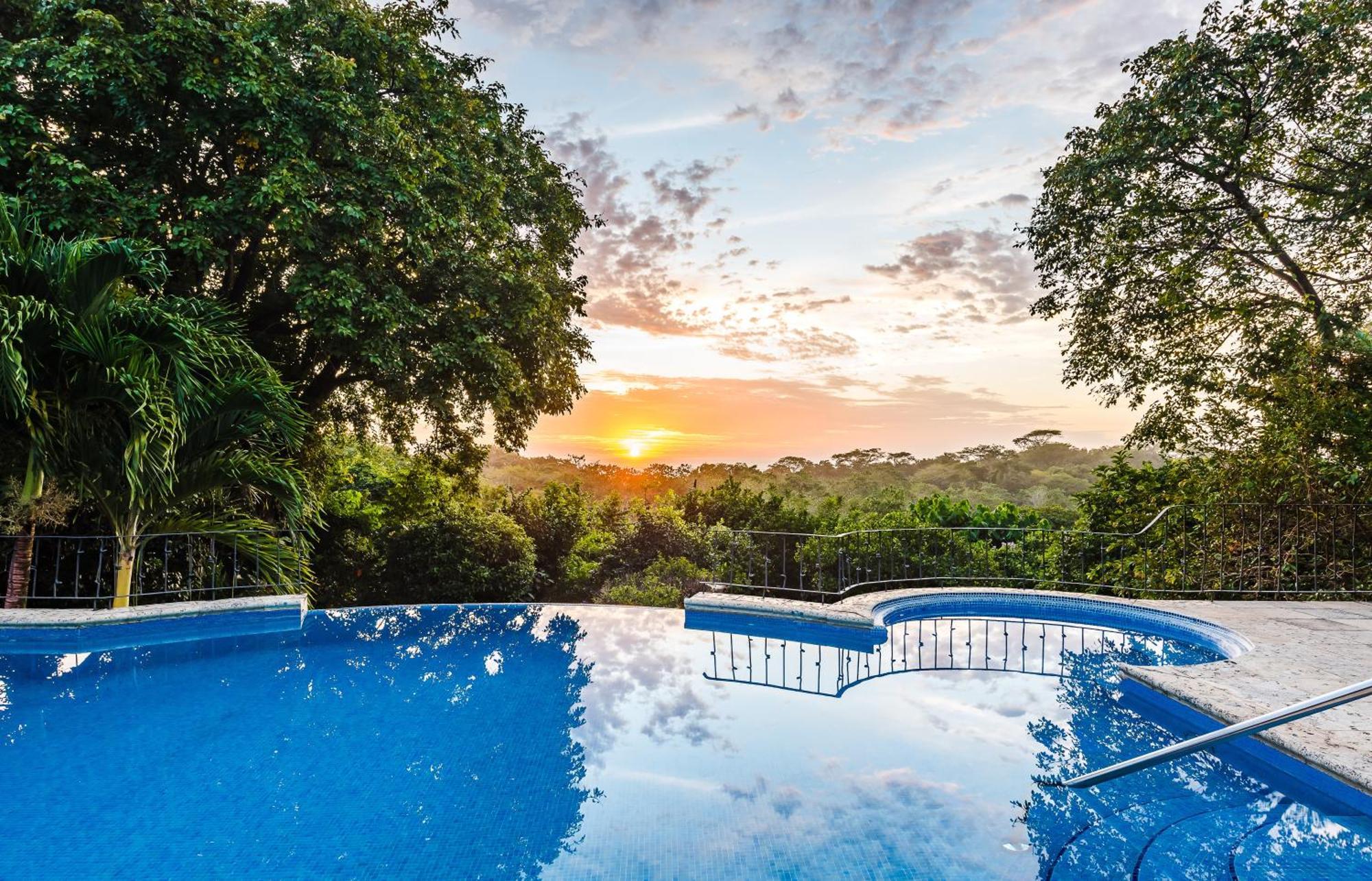 Boutique Luna Azul Hotel